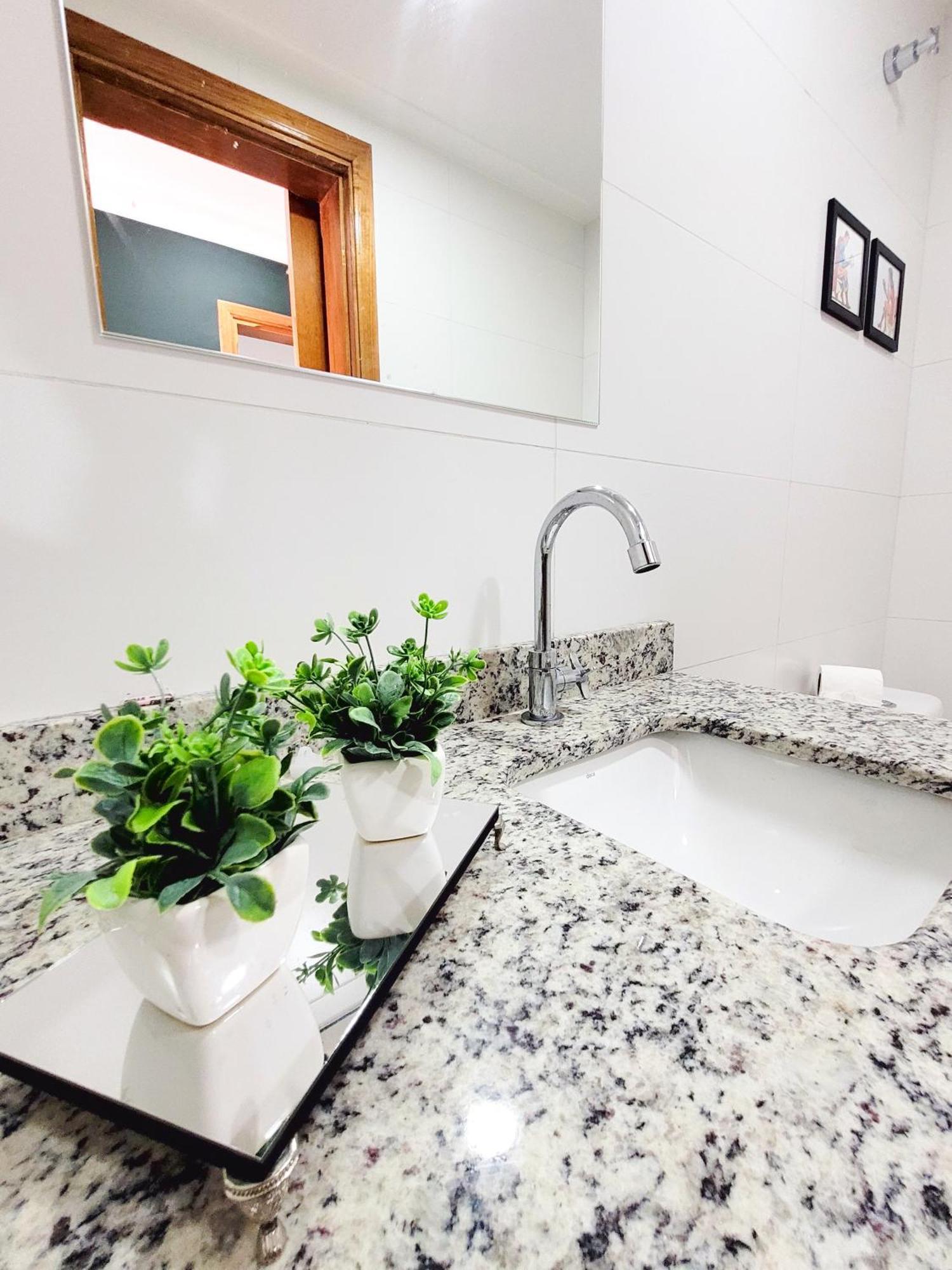 Duas E Area Gourmet Com Vista Espetacular Apartment Pocos de Caldas